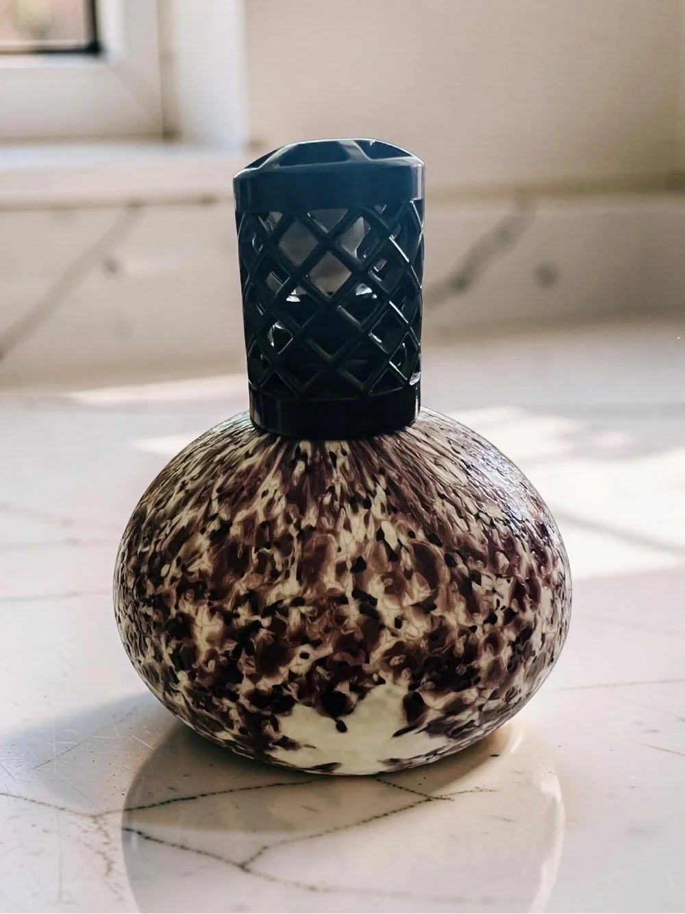 Speckled Brown Glass Oil Frangrant Diffuser - Home Accents Purple Haze